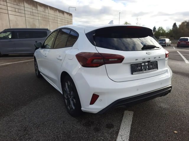 Ford Focus ST Line