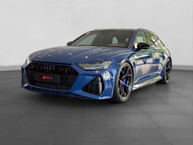 Audi RS6 Avant Performance Quattro