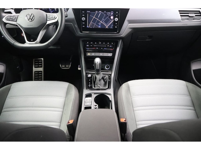 Volkswagen Touran 1.5 TSI DSG R-Line