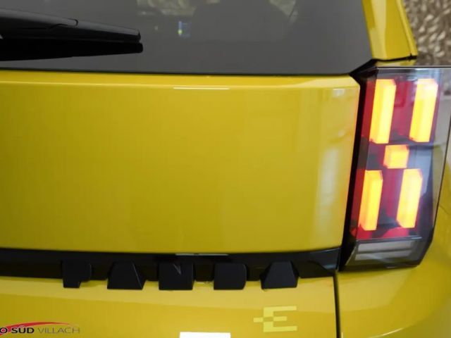 Fiat Grande Panda E La Prima