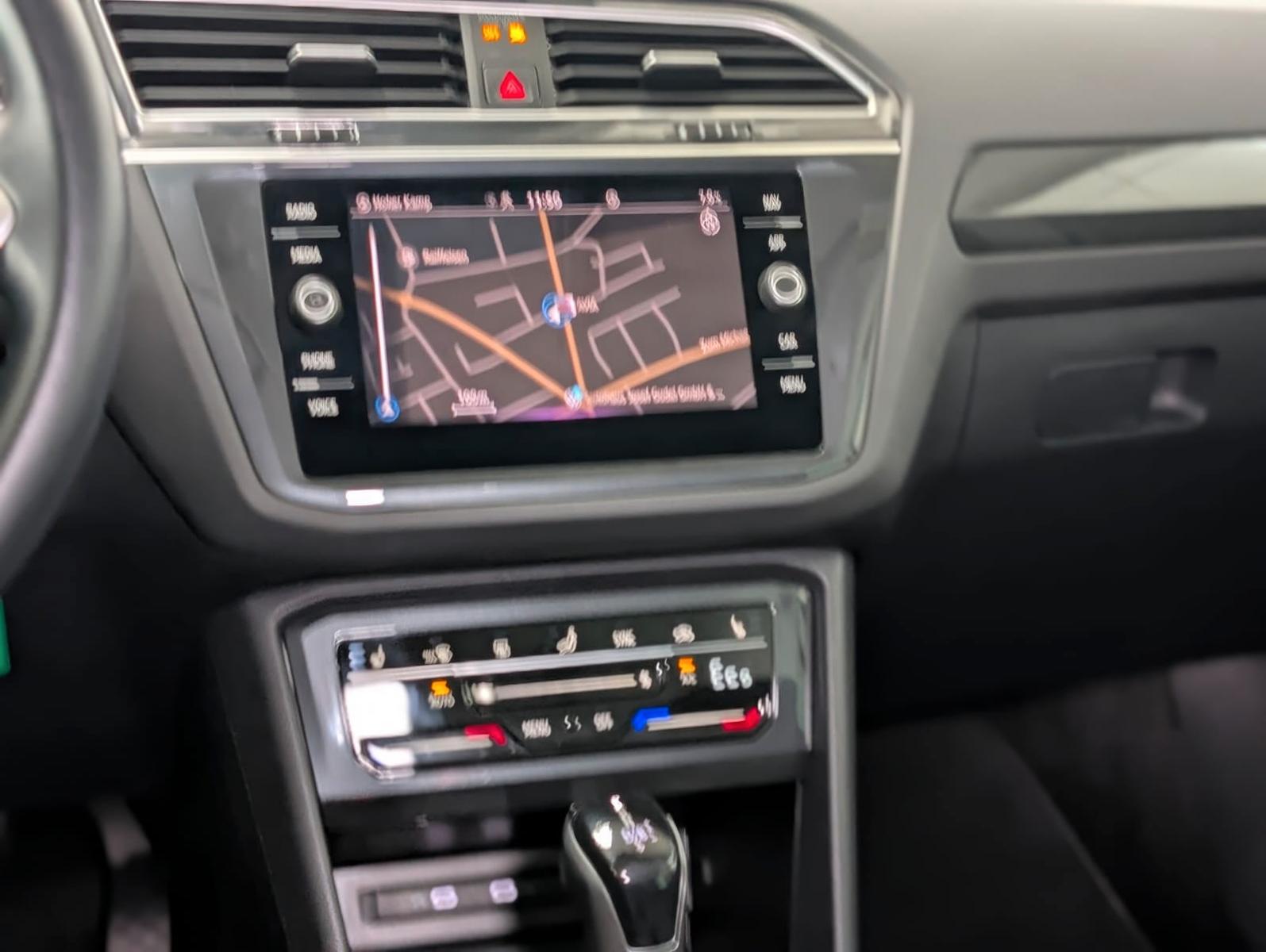 Volkswagen Tiguan 1.4eHybrid"ELEGANCE ACC Rear Ergo LED