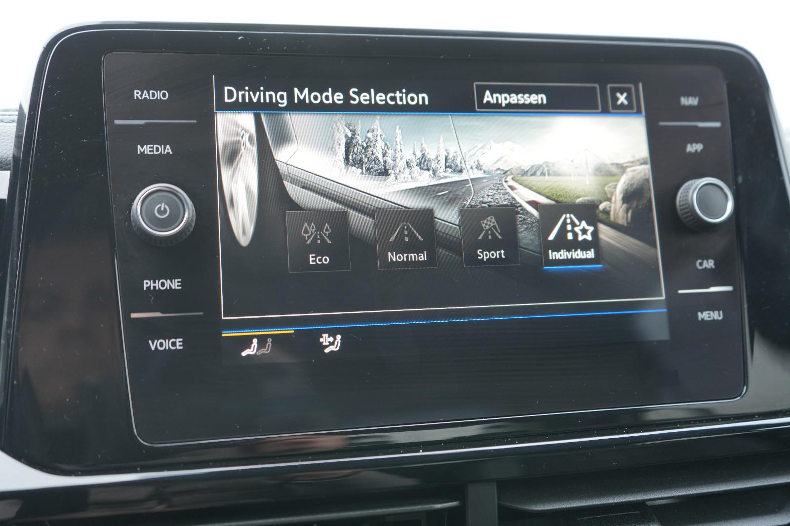 Volkswagen T-Roc 1.5 TSI DSG Plus R-Line