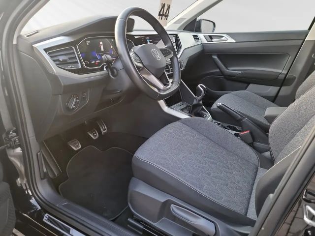 Volkswagen Polo Move