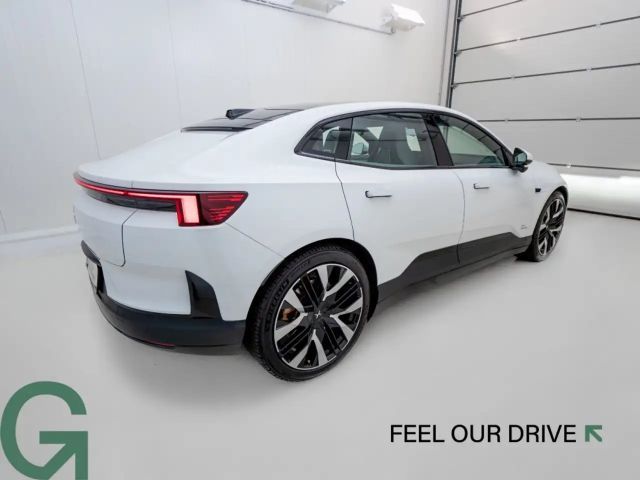 Polestar 4 Performance