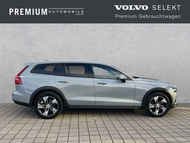 Volvo V60 Cross Country CC
