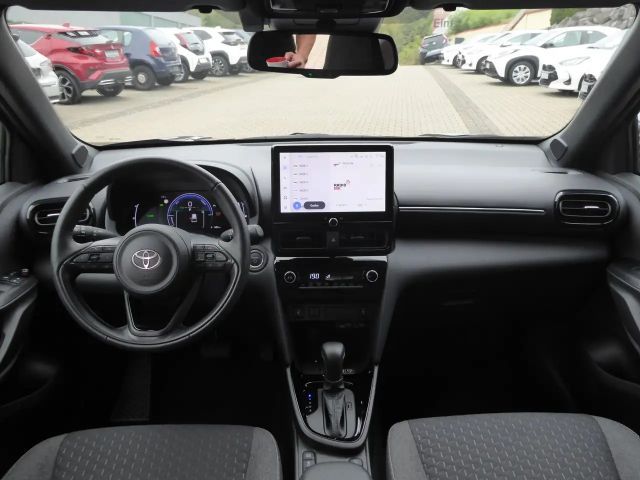Toyota Yaris Cross 1.5H Teamplayer+Winter+Safety-Paket