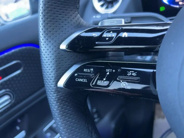 Mercedes-Benz EQA 300 4MATIC AMG Line