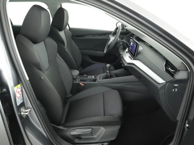 Skoda Octavia Essence TSI