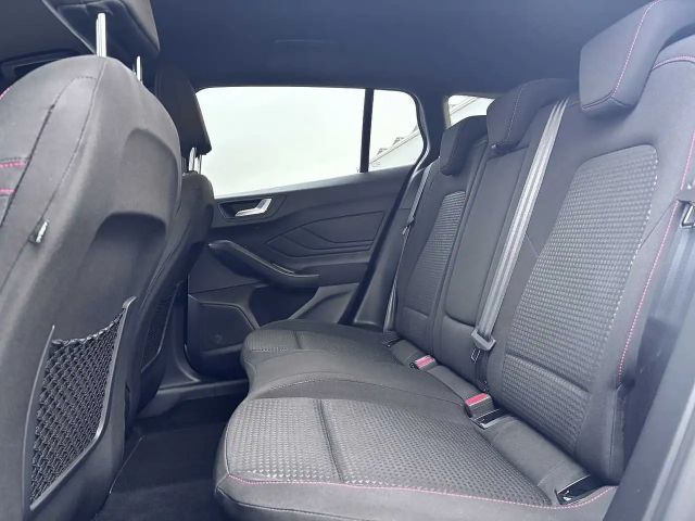 Ford Focus ST Line Wagon