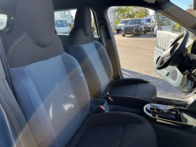 Fiat Grande Panda Hybrid mHEV 110 6-Gang eDCT Icon