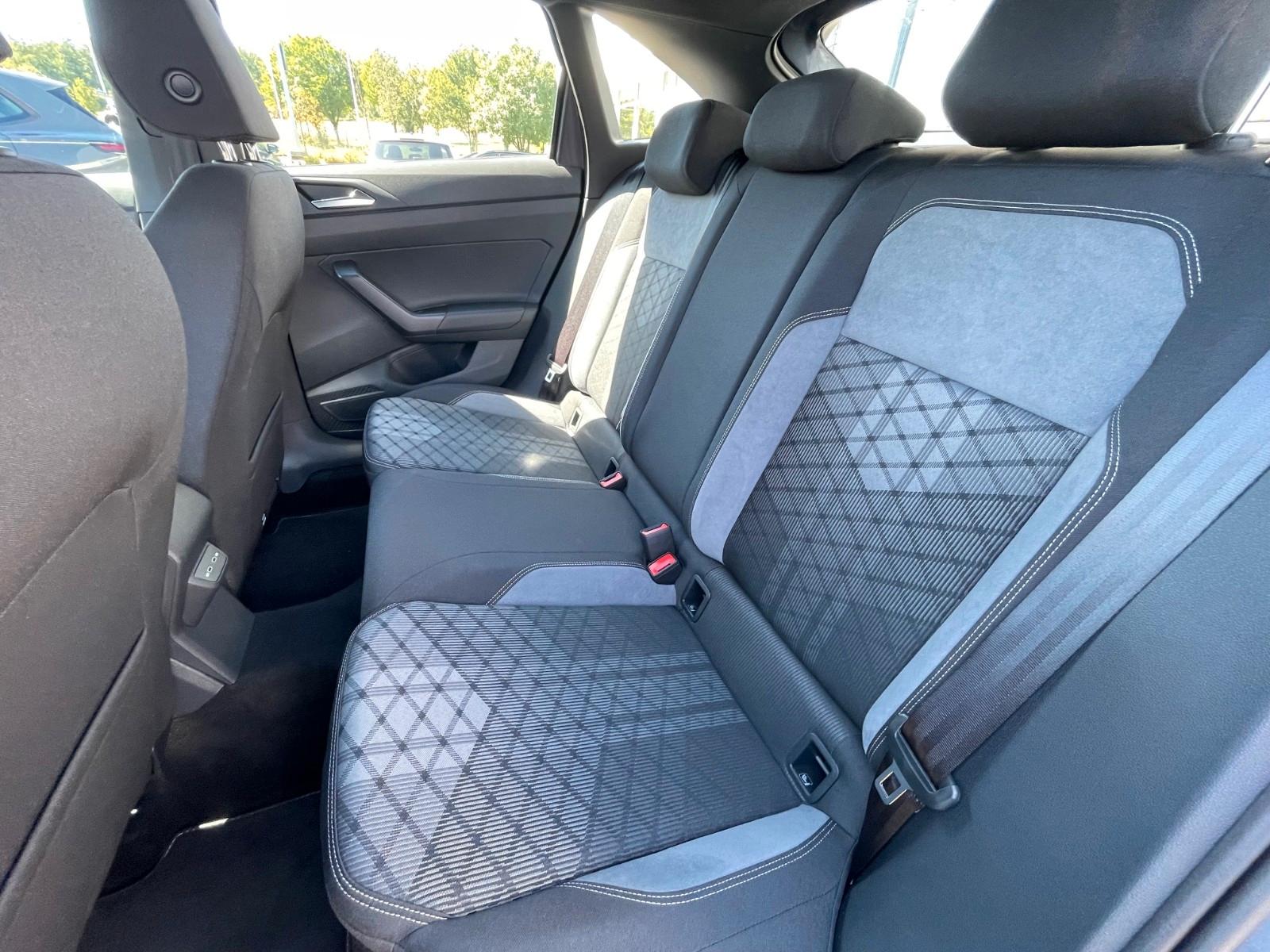 Volkswagen Taigo 1.5 TSI DSG R-Line