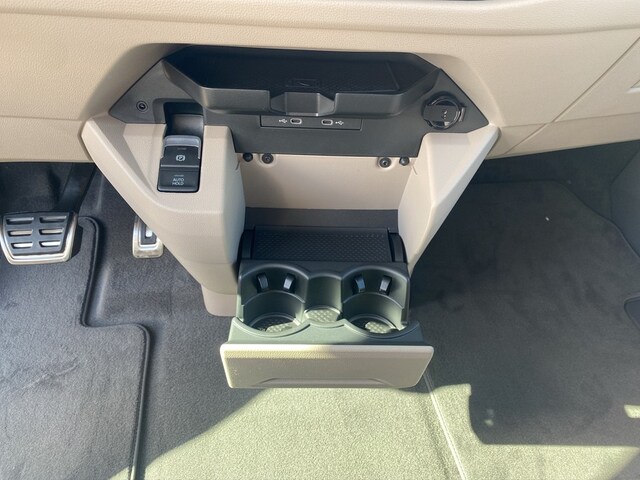 Volkswagen Multivan 2.0 TDI DSG Lang Style T7