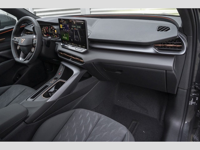 Cupra Terramar 1.5 e-Hybrid