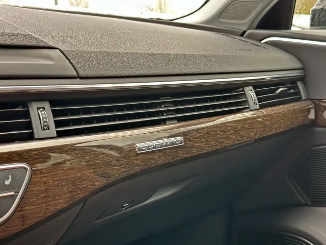 Audi A4 40 TDI Avant Quattro S-Line