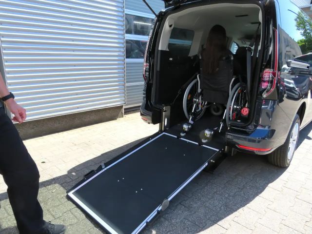 Volkswagen Caddy 1.5 TSI DSG Maxi