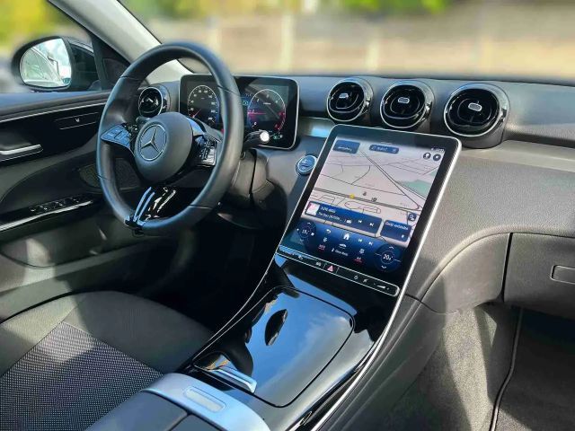 Mercedes-Benz C 200 AVANTGARDE C 200 d Estate