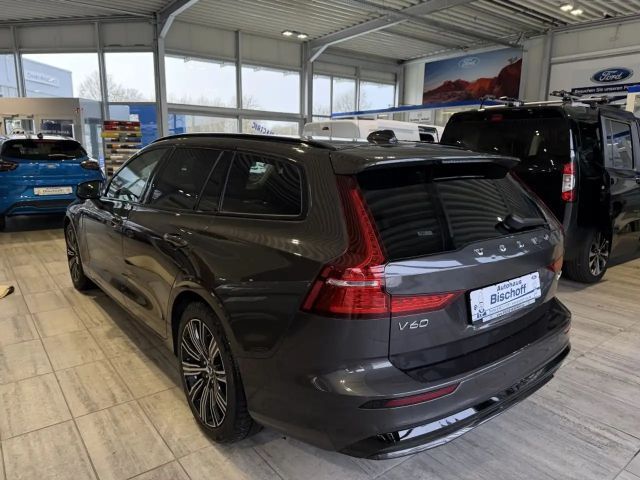 Volvo V60 AWD Dark Hybrid Plus T6