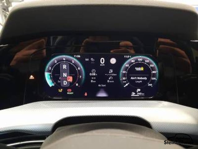 Volkswagen Golf 1.5 eTSI DSG