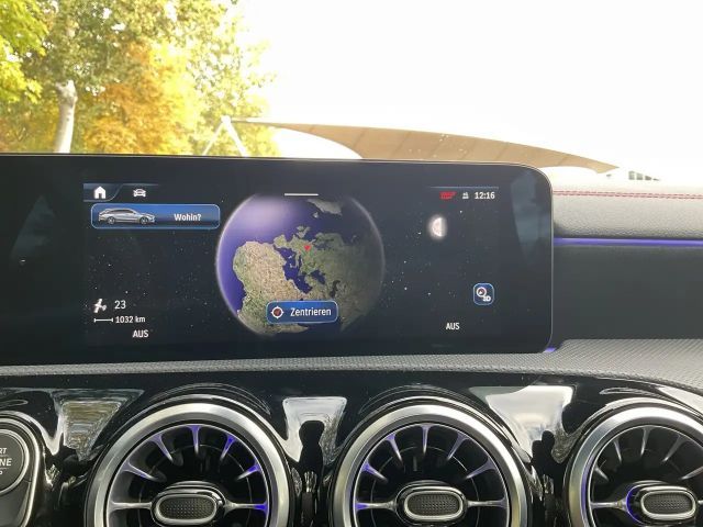 Mercedes-Benz CLA 180 AMG Line Shooting Brake