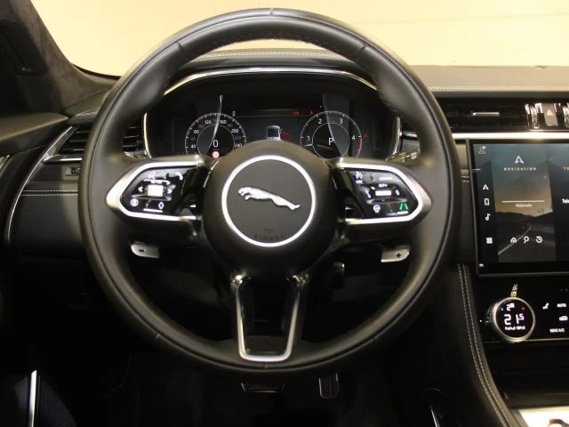 Jaguar F-Pace AWD D300 R-Dynamic