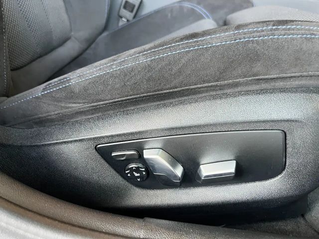 BMW 530 530d M-Sport Sedan