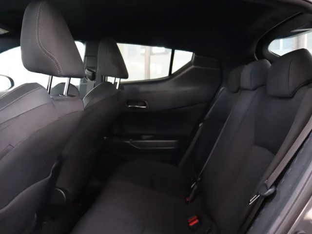 Toyota C-HR Hybride Team D