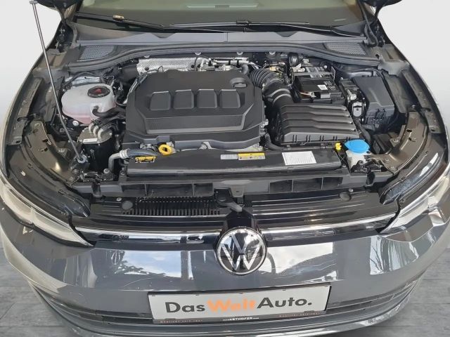 Volkswagen Golf Life Variant