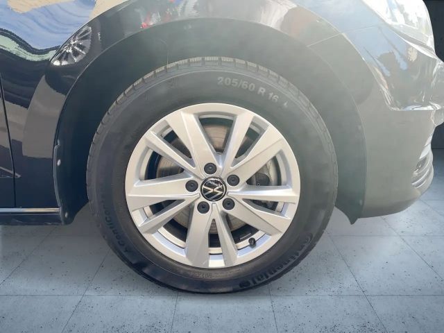 Volkswagen Touran 1.5 TSI Comfortline DSG