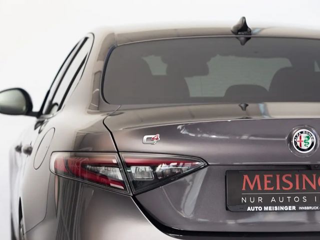 Alfa Romeo Giulia AT8 Q4 Veloce