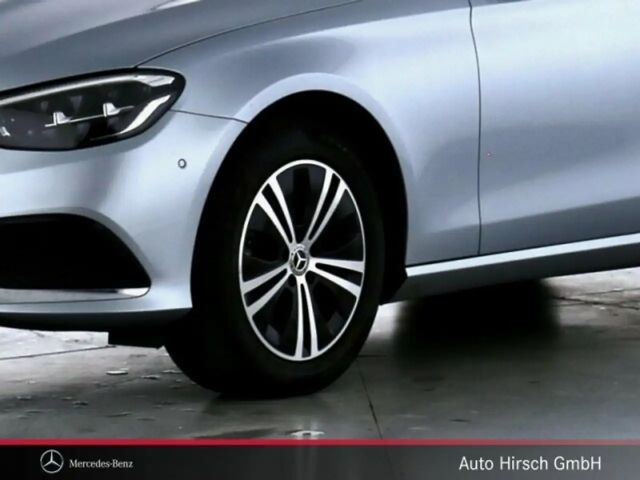 Mercedes-Benz E 220 AVANTGARDE E 220 d Estate