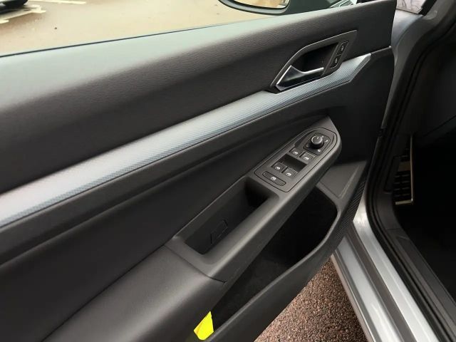 Volkswagen Golf 1.5 eTSI DSG Golf VIII