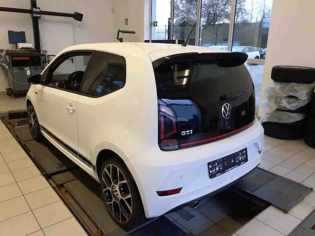 Volkswagen up! 1.0 TSI GTI