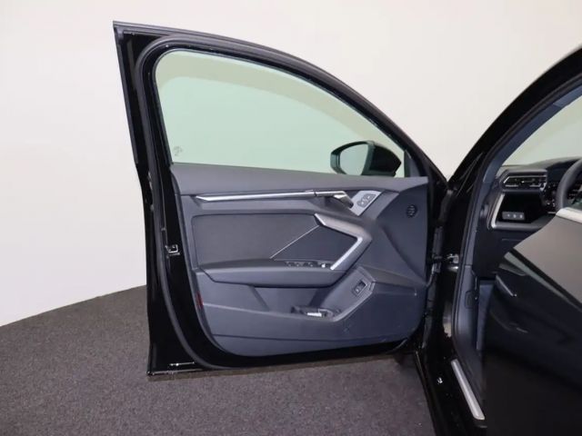 Audi A3 30 TFSI Sedan Sportback