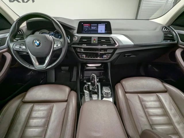 BMW X3 xDrive30e