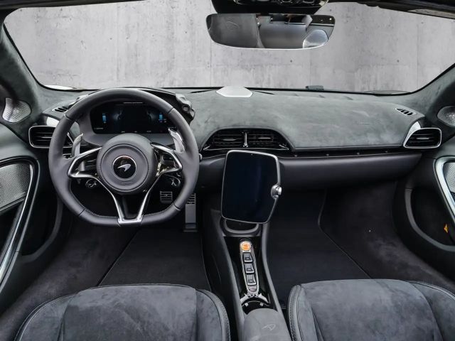 McLaren Artura Spider