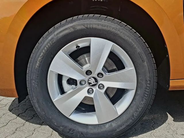 Skoda Kamiq Selection130*Rückfahrkam*SHZ*5j/100TKM Garantie