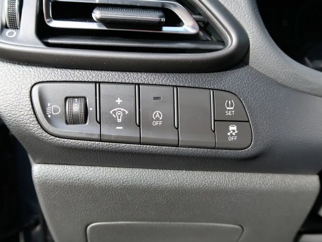 Hyundai i30 Hybrid Trend