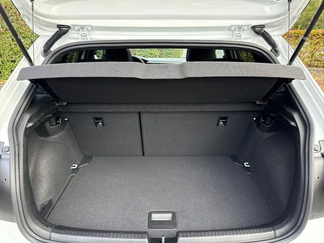 Volkswagen Polo 1.0 TSI DSG R-Line