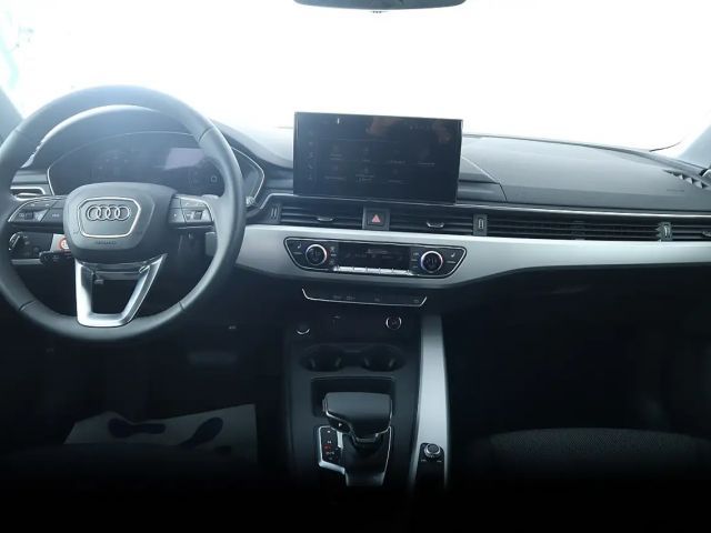 Audi A4 35 TFSI Avant S-Line S-Tronic