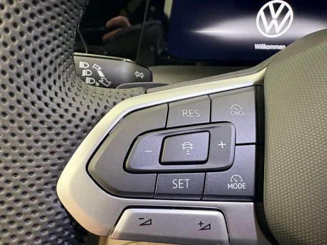 Volkswagen Golf DSG Sport Variant