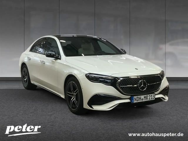 Mercedes-Benz E 200 AMG Line Sedan