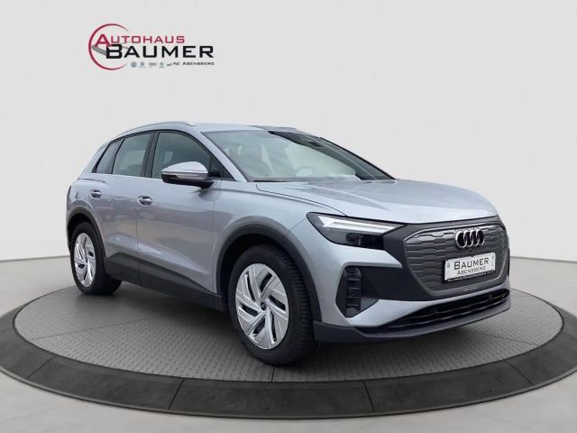 Audi Q4 e-tron basis 82kWh Pano LED Navi SHZ PDC Klima
