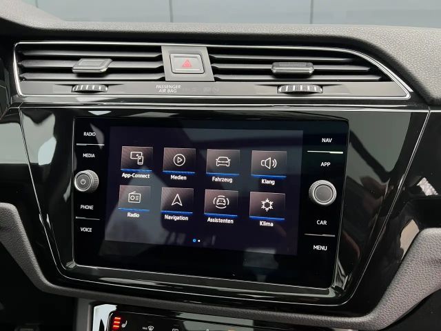 Volkswagen Touran 1.5 TSI Highline R-Line