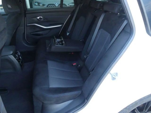 BMW 320 320i Touring