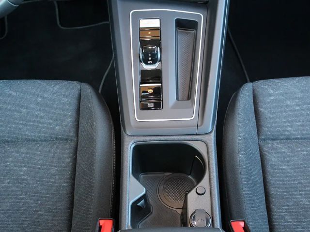 Volkswagen Golf DSG Life Variant