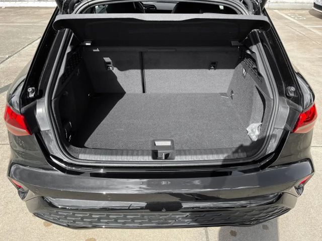 Audi A3 35 TFSI S-Line S-Tronic Sedan