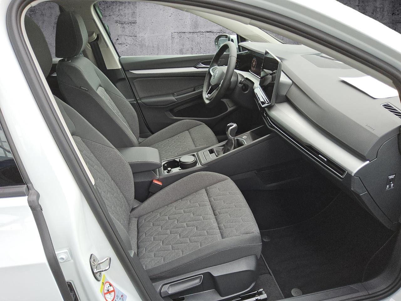 Volkswagen Golf 1.5 TSI Golf VIII Life