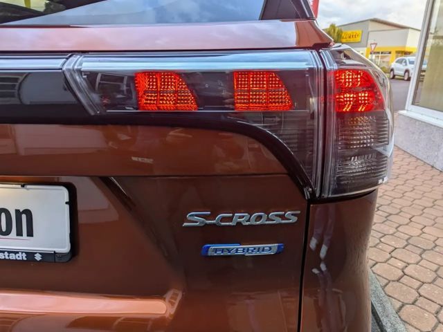 Suzuki S-Cross AllGrip Hybrid
