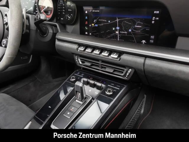 Porsche 992 Cabrio GTS