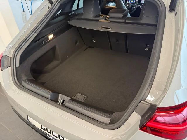 Mercedes-Benz CLA 200 AMG Line Shooting Brake